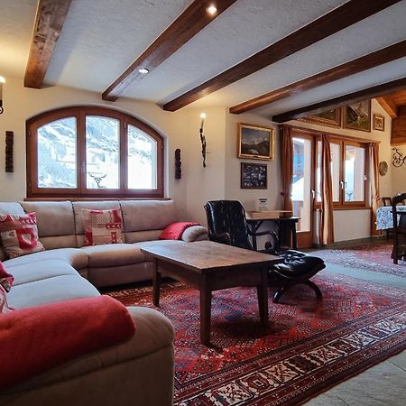 Haus Tiefbach - Apartment Cervino Zermatt Buitenkant foto